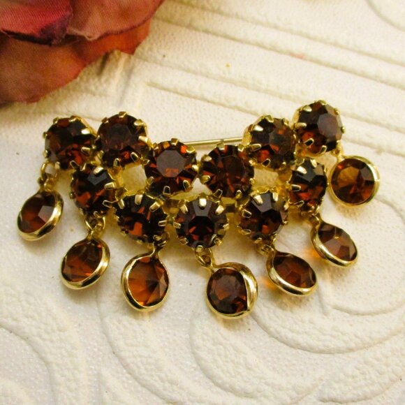 VINTAGE Cinnamon Spice Rhinestone Dangle Brooch ~ CRYSTAL RHINESTONE Brooch - Picture 1 of 12